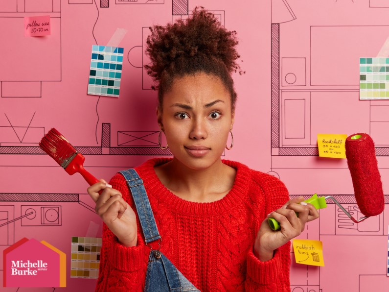 5 colors to avoid & alternatives to consider when painting a small room.